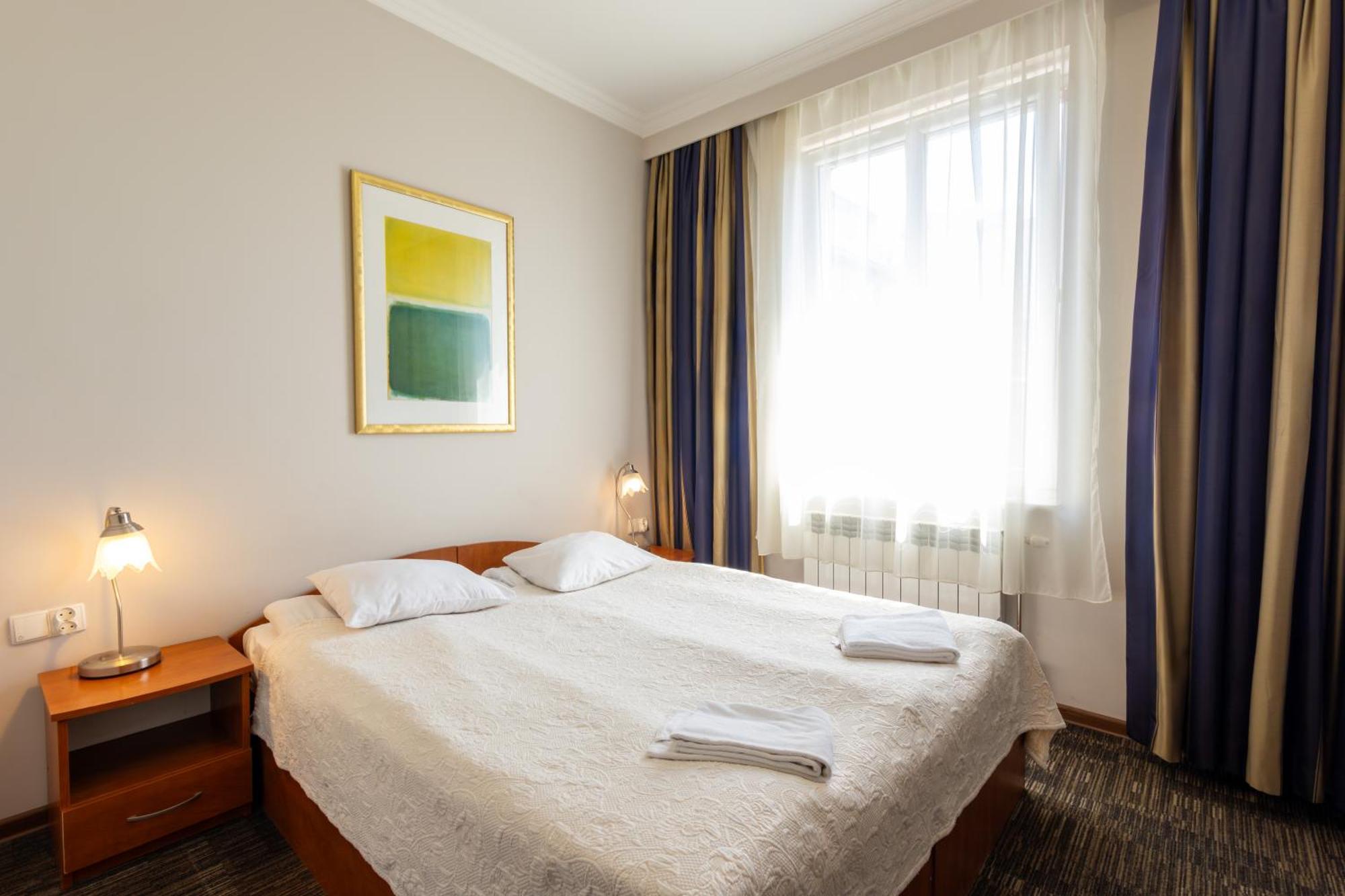Noclegi Stadion Bed & Breakfast Varşovia Exterior foto