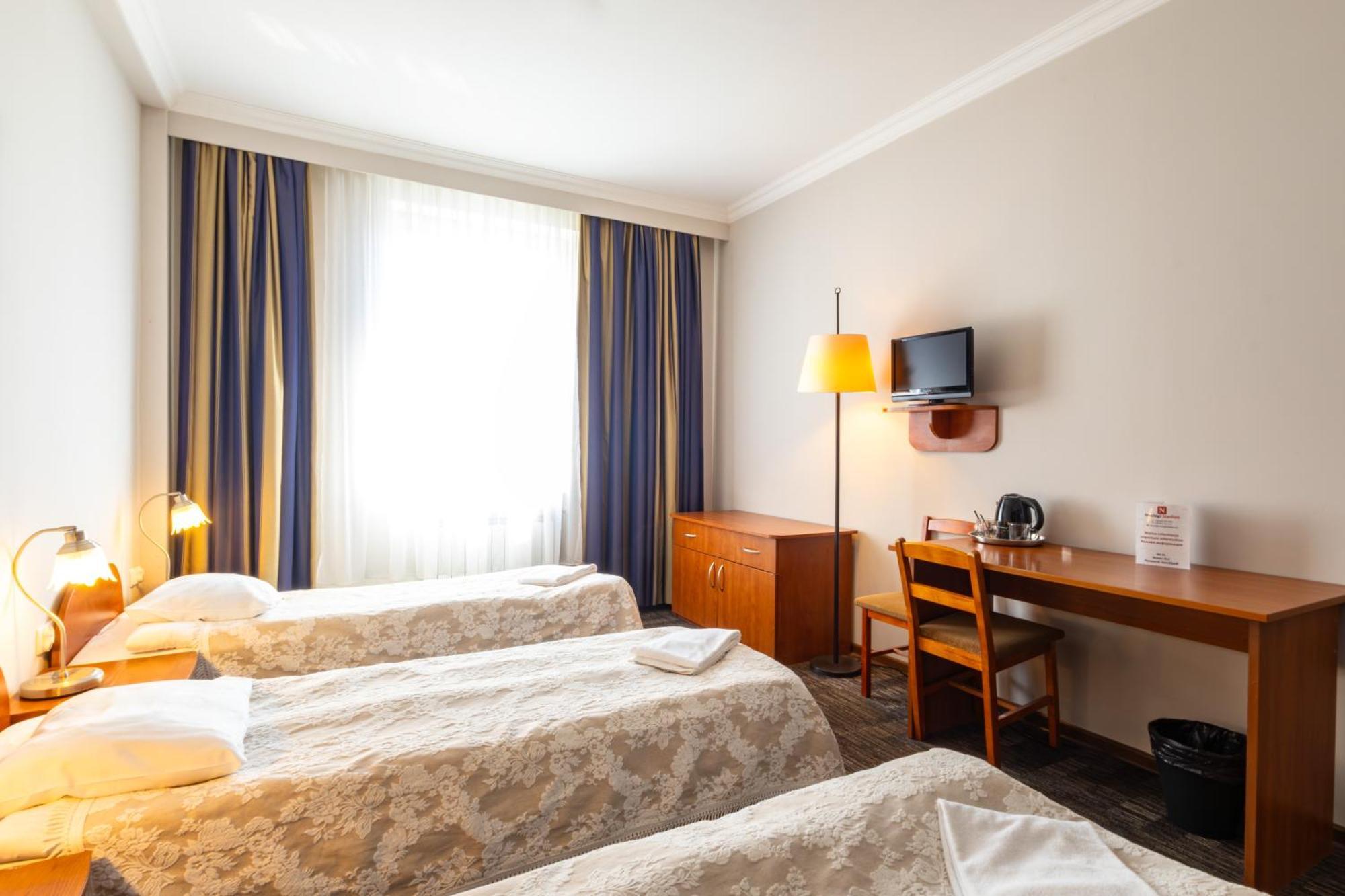 Noclegi Stadion Bed & Breakfast Varşovia Exterior foto