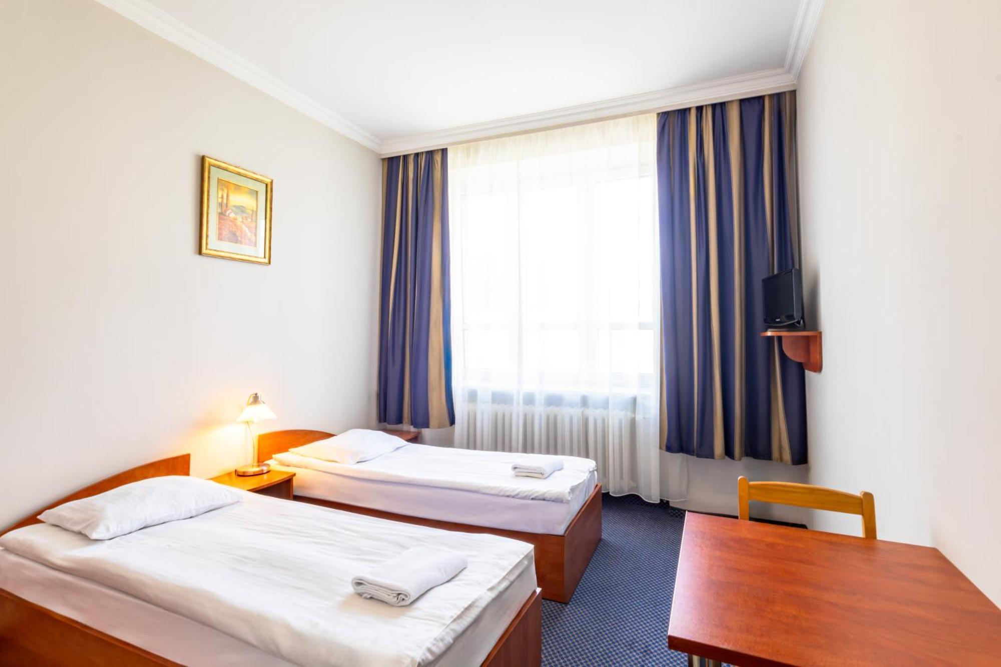 Noclegi Stadion Bed & Breakfast Varşovia Exterior foto