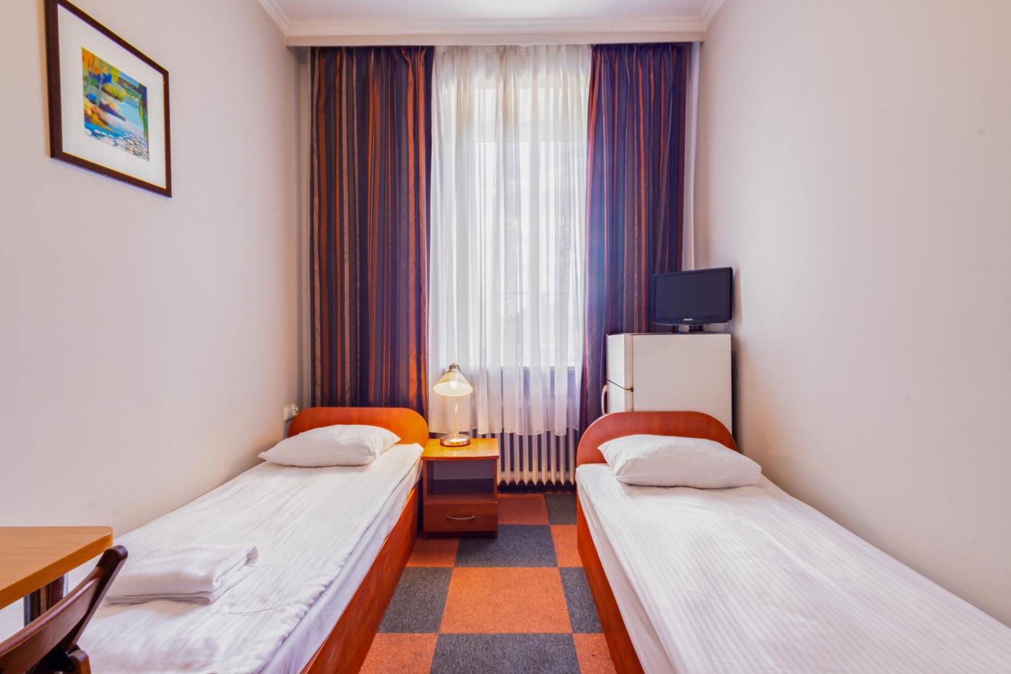 Noclegi Stadion Bed & Breakfast Varşovia Exterior foto